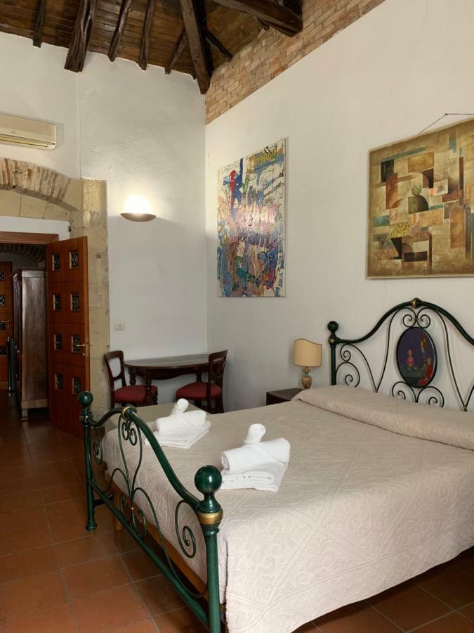 Hotel Relais Del Porto Cagliari Exterior foto